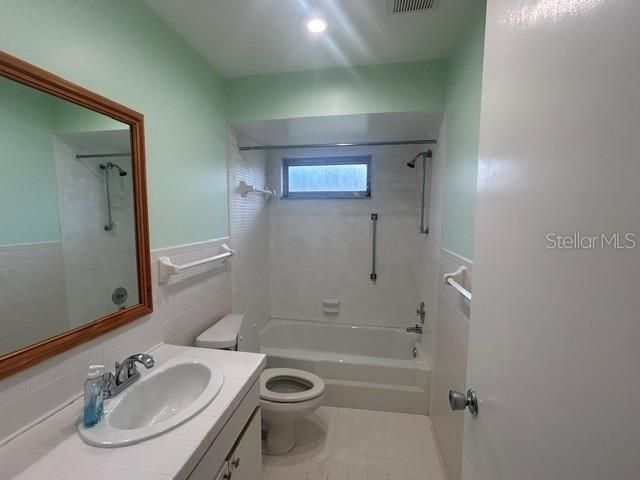 En Venta: $299,900 (2 camas, 2 baños, 1768 Pies cuadrados)