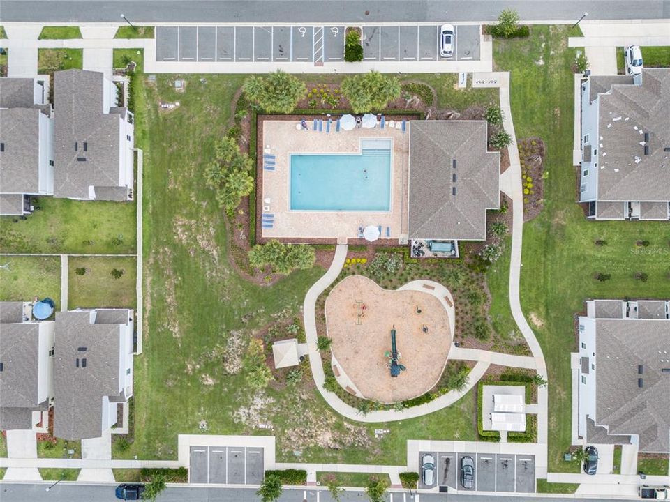 En Venta: $390,000 (4 camas, 2 baños, 1580 Pies cuadrados)