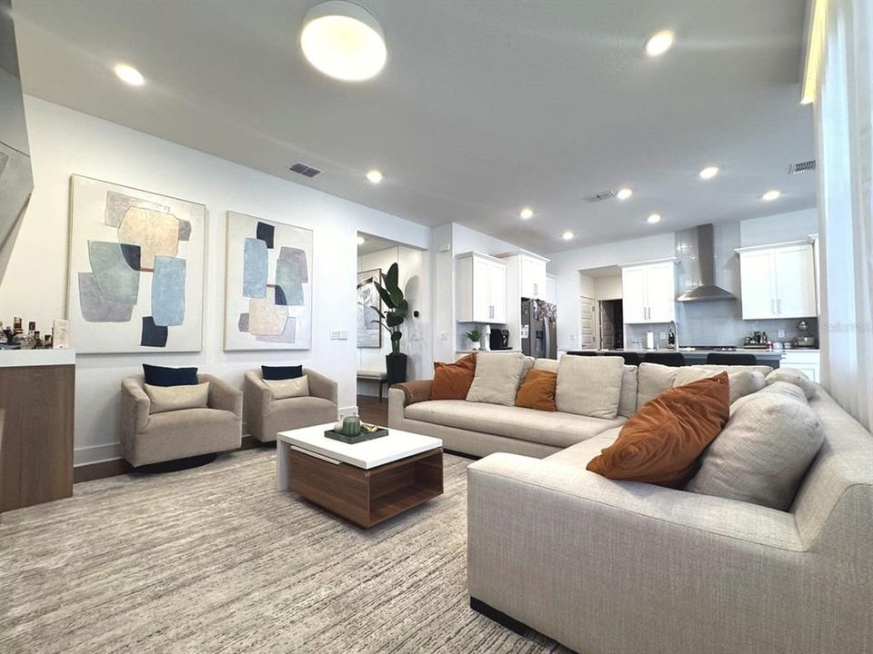 For Sale: $799,000 (4 beds, 3 baths, 2832 Square Feet)