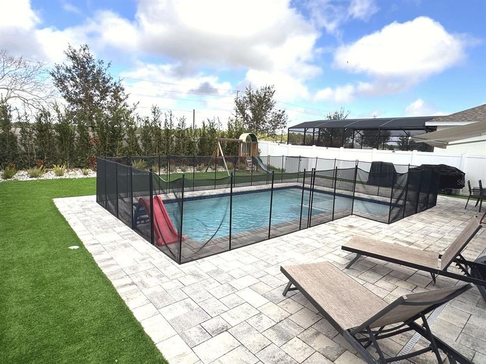 For Sale: $799,000 (4 beds, 3 baths, 2832 Square Feet)