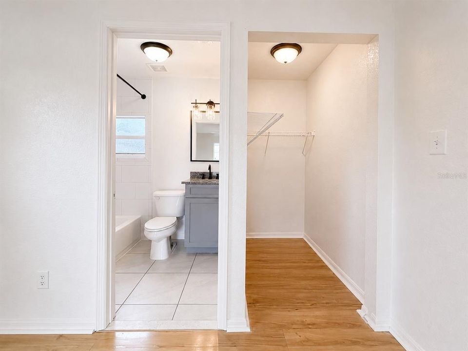 For Rent: $1,400 (1 beds, 1 baths, 1401 Square Feet)