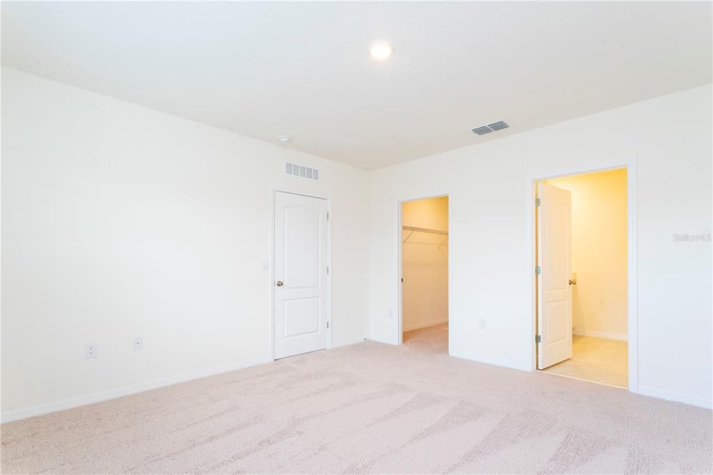 В аренду: $2,200 (3 спален, 2 ванн, 1501 Квадратных фут)