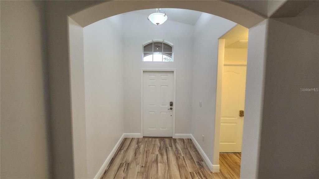 En Renta: $2,625 (4 camas, 3 baños, 1903 Pies cuadrados)