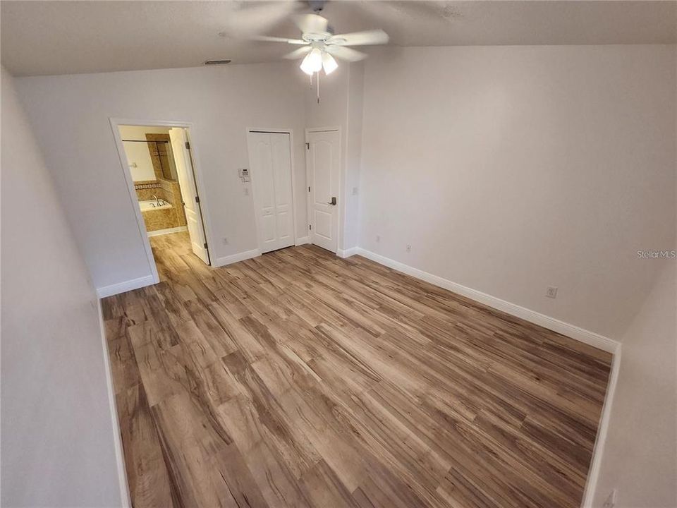 En Renta: $2,625 (4 camas, 3 baños, 1903 Pies cuadrados)