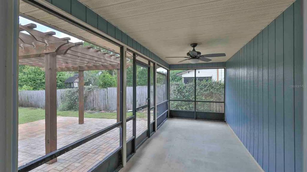 En Venta: $319,000 (3 camas, 2 baños, 1200 Pies cuadrados)