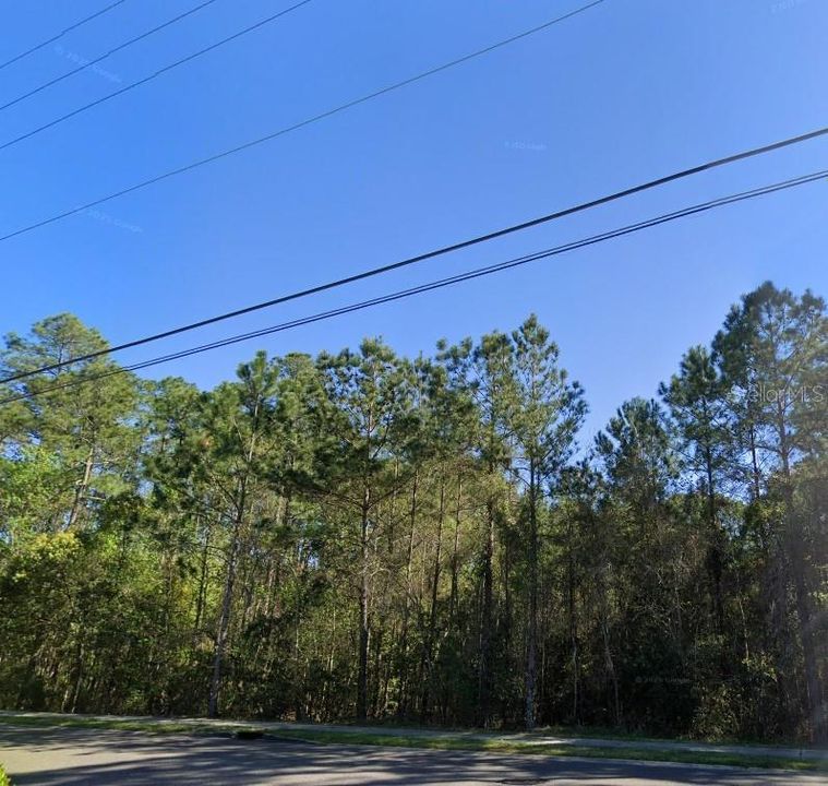 En Venta: $68,000 (1.99 acres)