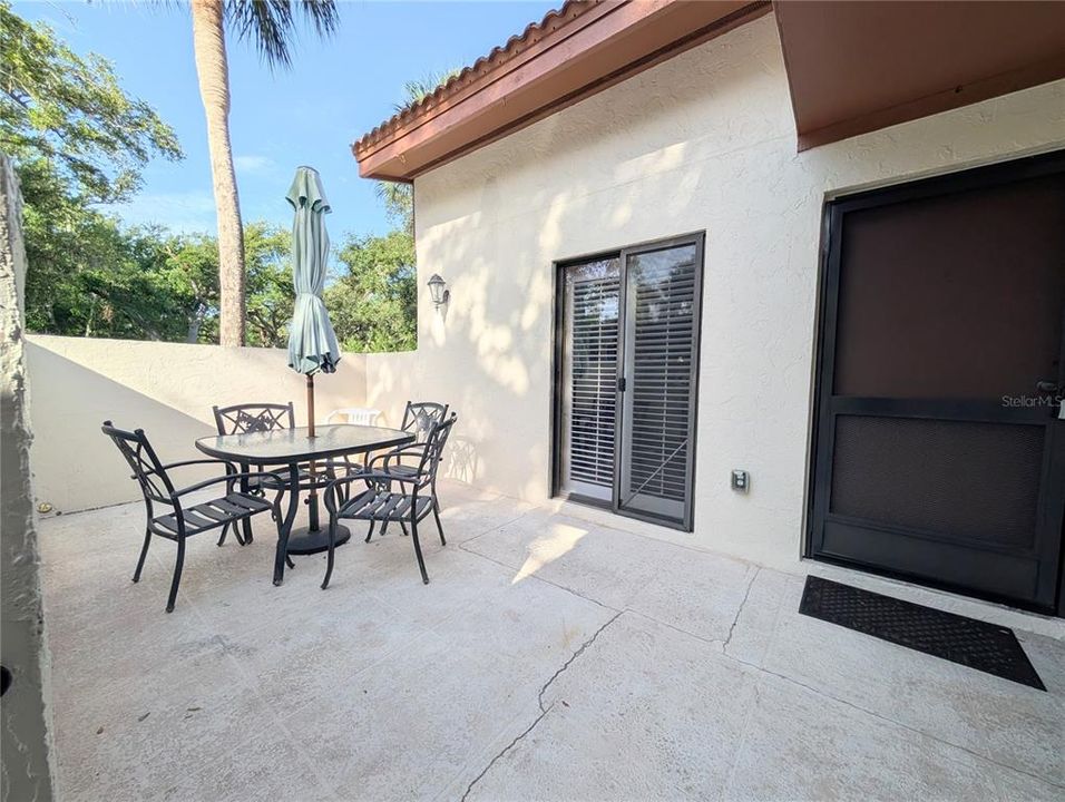 For Sale: $349,555 (3 beds, 2 baths, 1847 Square Feet)
