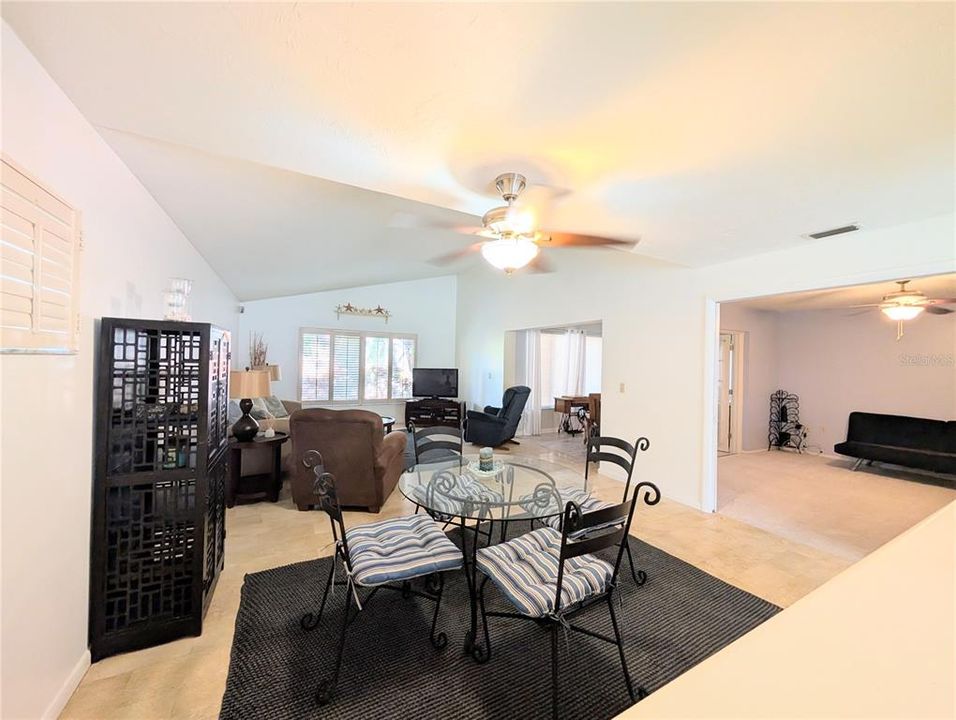For Sale: $349,555 (3 beds, 2 baths, 1847 Square Feet)
