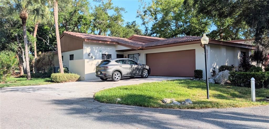 For Sale: $349,555 (3 beds, 2 baths, 1847 Square Feet)