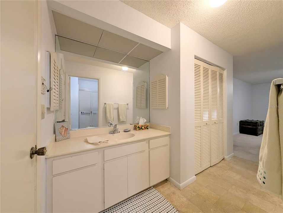 For Sale: $349,555 (3 beds, 2 baths, 1847 Square Feet)