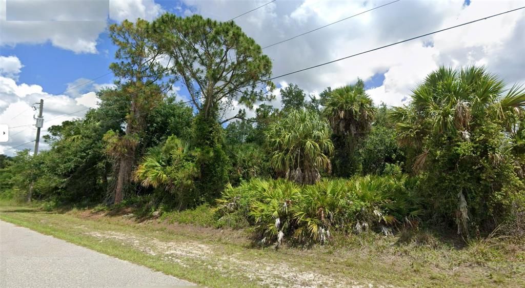 En Venta: $19,900 (0.28 acres)