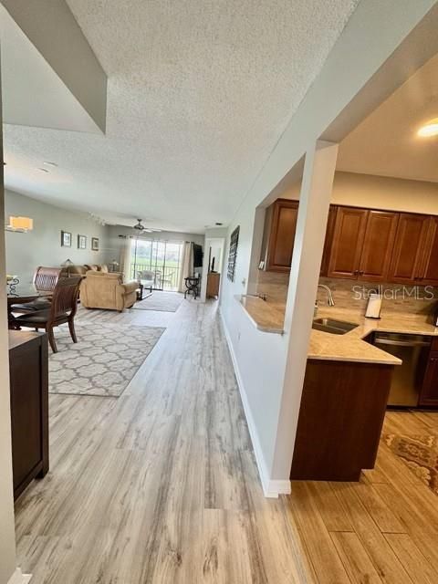 For Rent: $4,000 (2 beds, 2 baths, 1212 Square Feet)