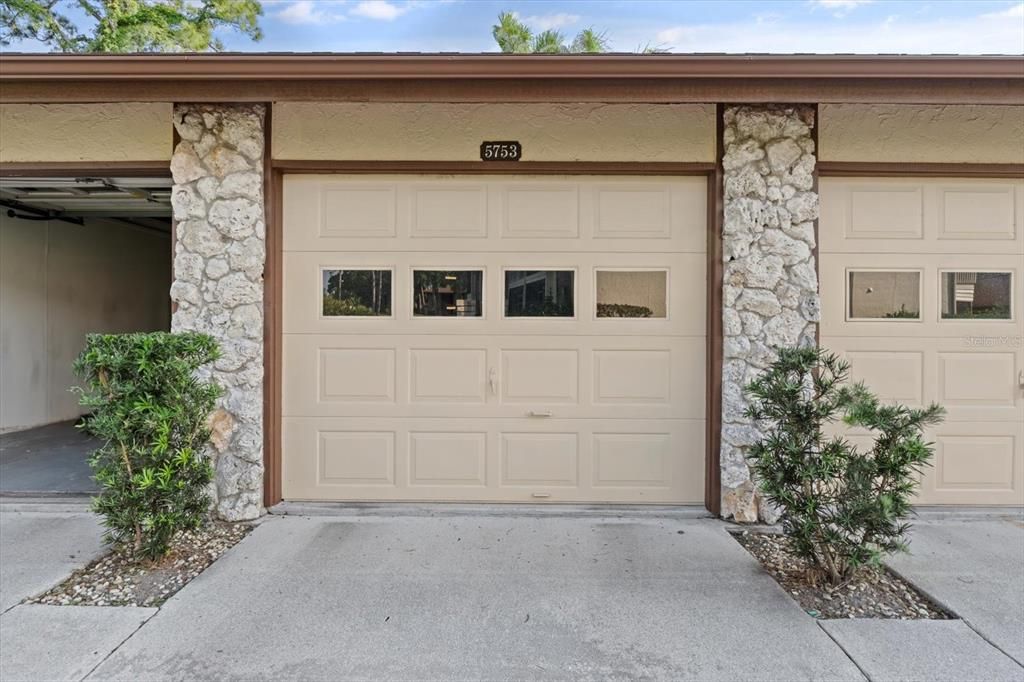 For Rent: $4,000 (2 beds, 2 baths, 1212 Square Feet)