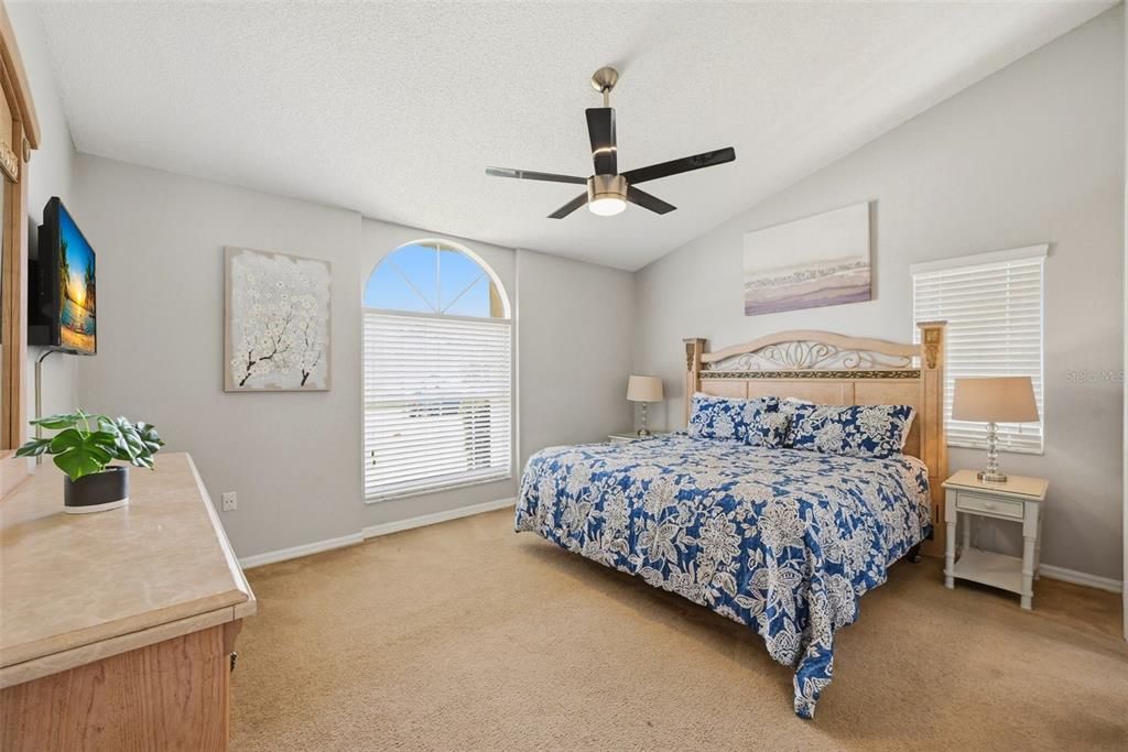 For Sale: $395,000 (4 beds, 2 baths, 1588 Square Feet)