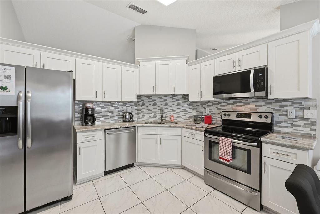 For Sale: $395,000 (4 beds, 2 baths, 1588 Square Feet)