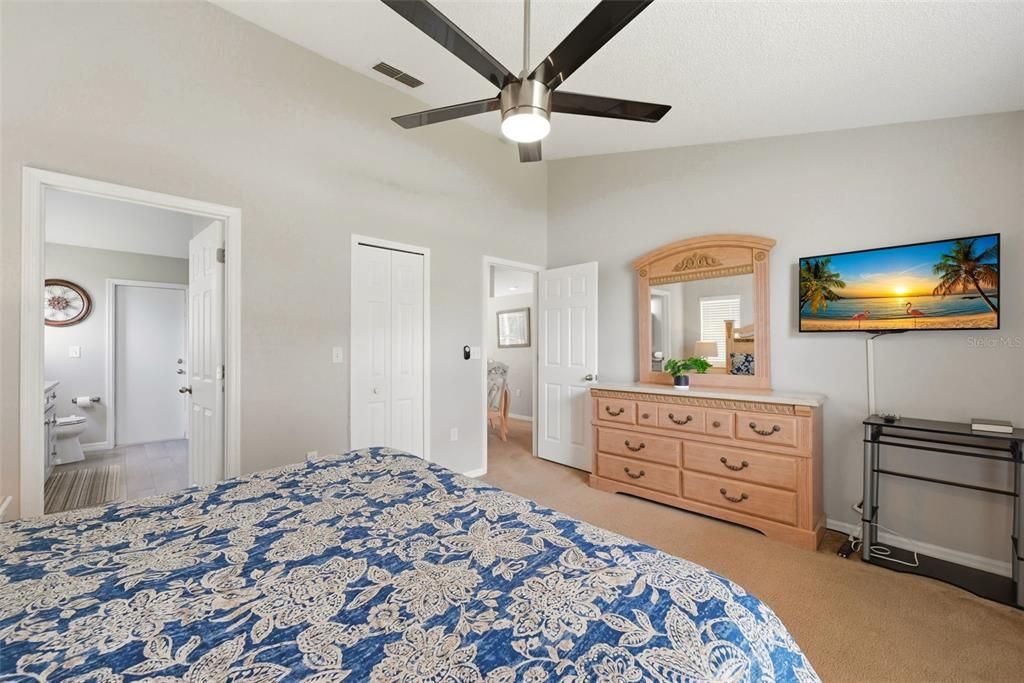 For Sale: $395,000 (4 beds, 2 baths, 1588 Square Feet)