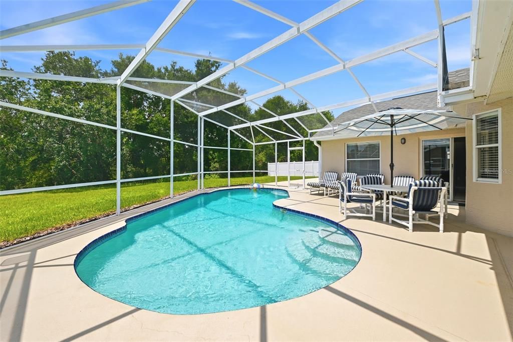 For Sale: $395,000 (4 beds, 2 baths, 1588 Square Feet)