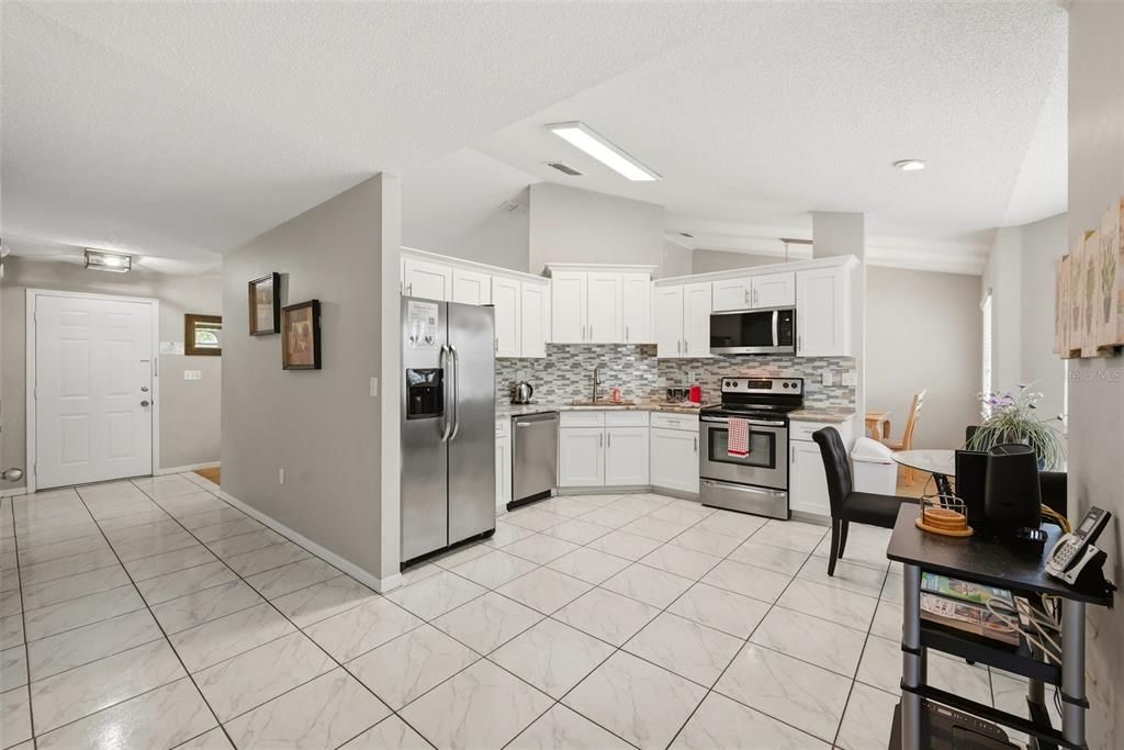 For Sale: $395,000 (4 beds, 2 baths, 1588 Square Feet)
