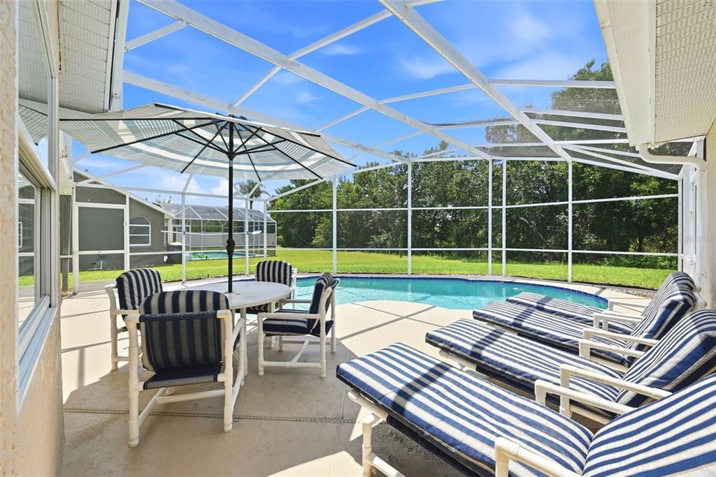 For Sale: $395,000 (4 beds, 2 baths, 1588 Square Feet)