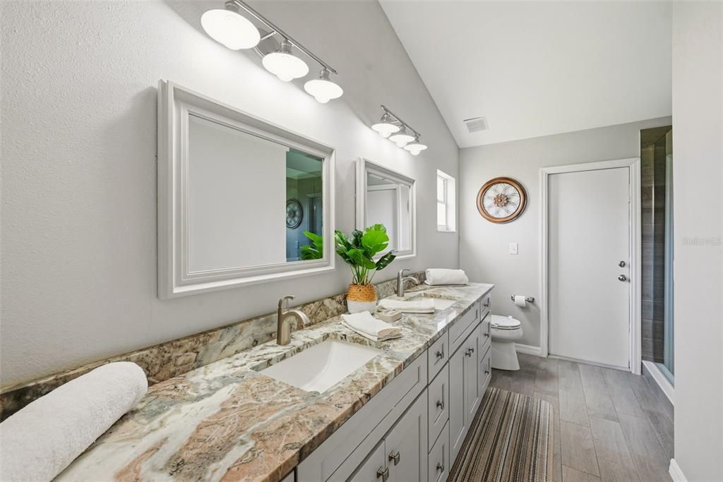 For Sale: $395,000 (4 beds, 2 baths, 1588 Square Feet)