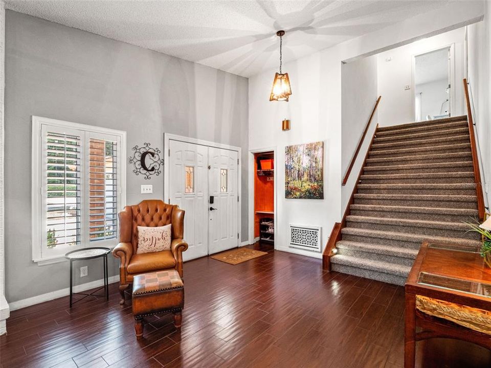 For Sale: $895,000 (6 beds, 4 baths, 4195 Square Feet)