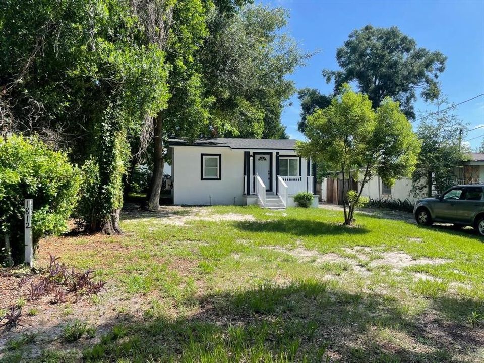 For Sale: $229,900 (2 beds, 1 baths, 656 Square Feet)