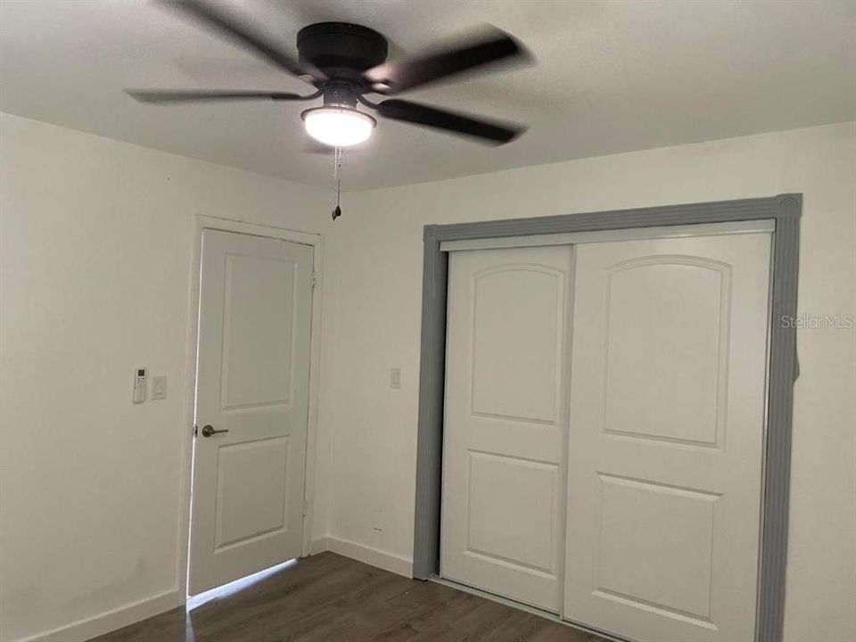 For Sale: $229,900 (2 beds, 1 baths, 656 Square Feet)