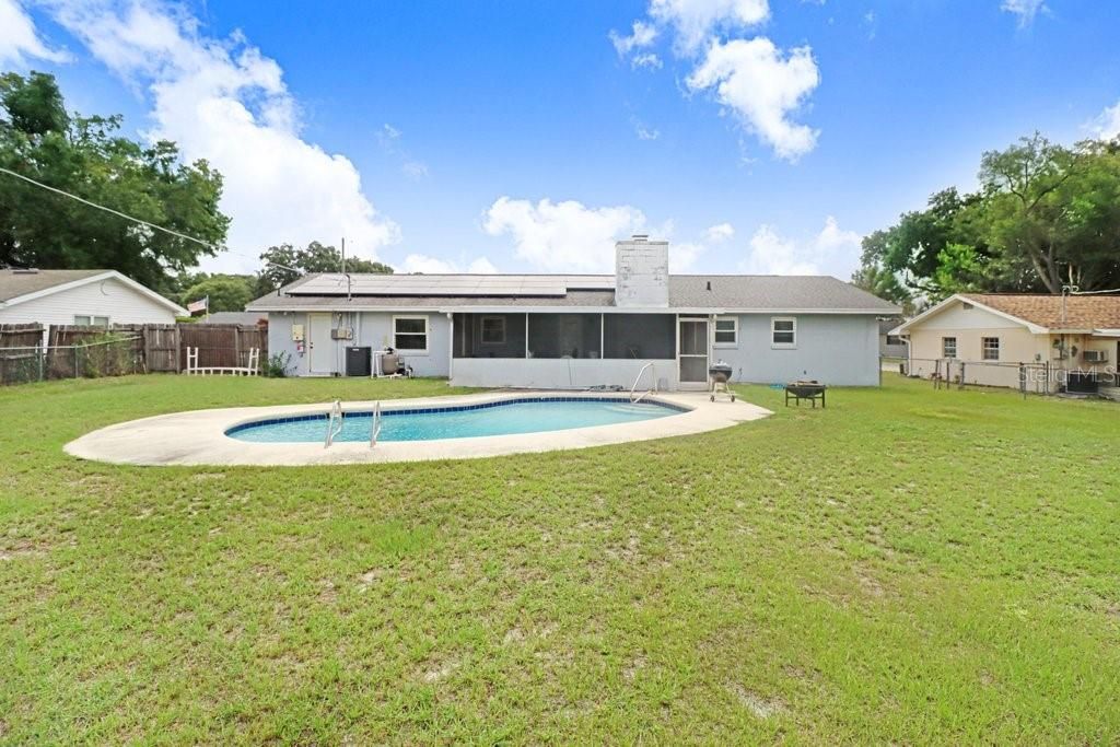 For Sale: $279,900 (3 beds, 2 baths, 1510 Square Feet)