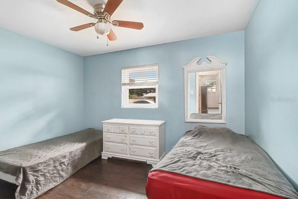 For Sale: $279,900 (3 beds, 2 baths, 1510 Square Feet)