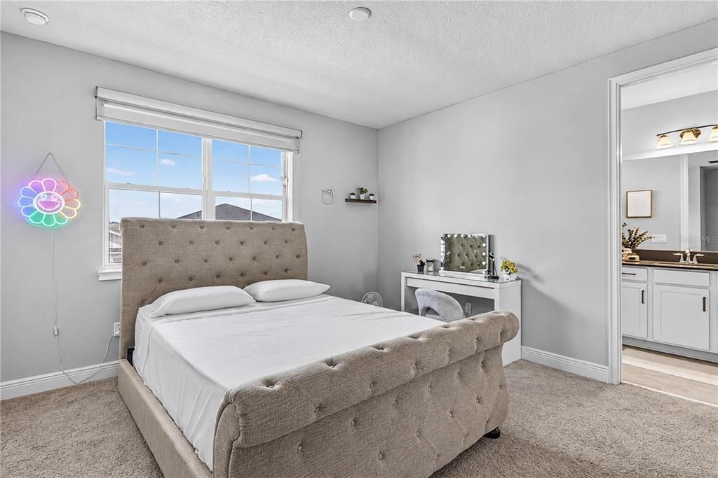 For Sale: $598,000 (4 beds, 3 baths, 2717 Square Feet)