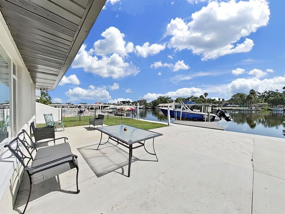 For Sale: $519,900 (3 beds, 2 baths, 1621 Square Feet)