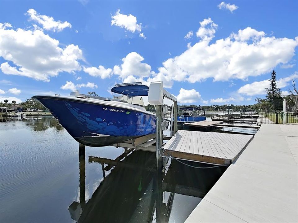 For Sale: $519,900 (3 beds, 2 baths, 1621 Square Feet)