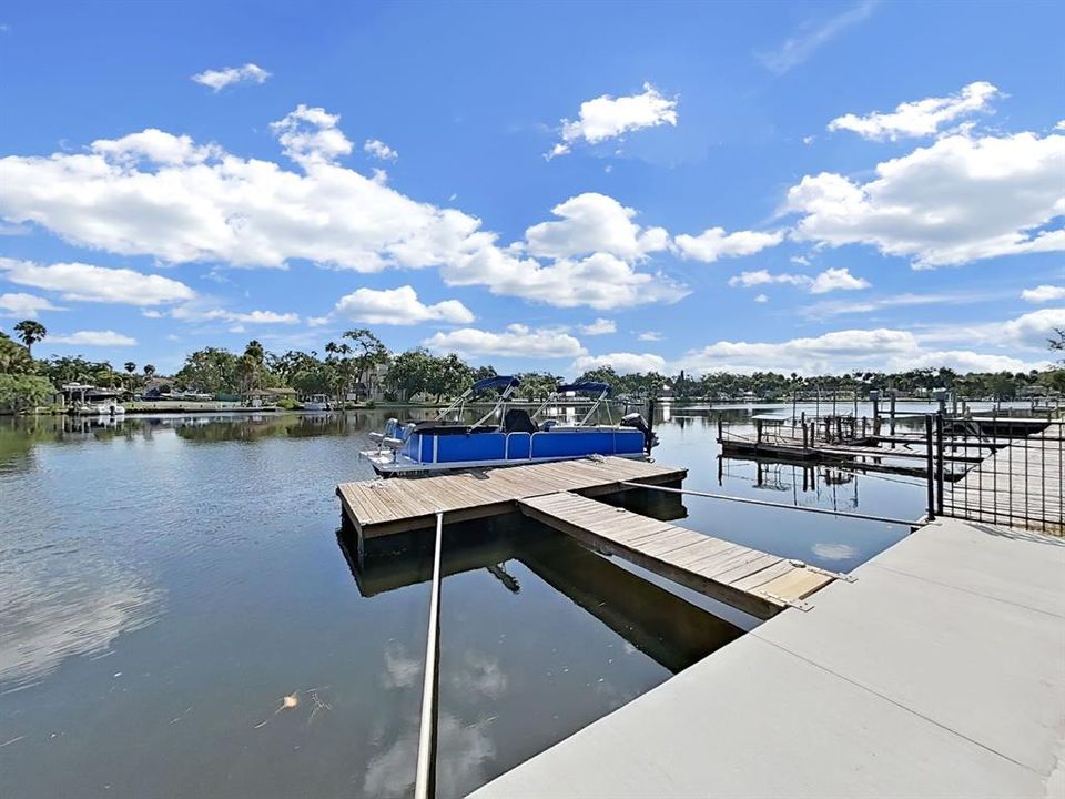 For Sale: $519,900 (3 beds, 2 baths, 1621 Square Feet)
