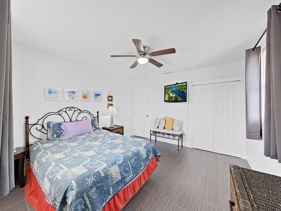 For Sale: $519,900 (3 beds, 2 baths, 1621 Square Feet)