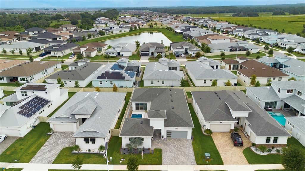 En Venta: $675,000 (4 camas, 3 baños, 2350 Pies cuadrados)