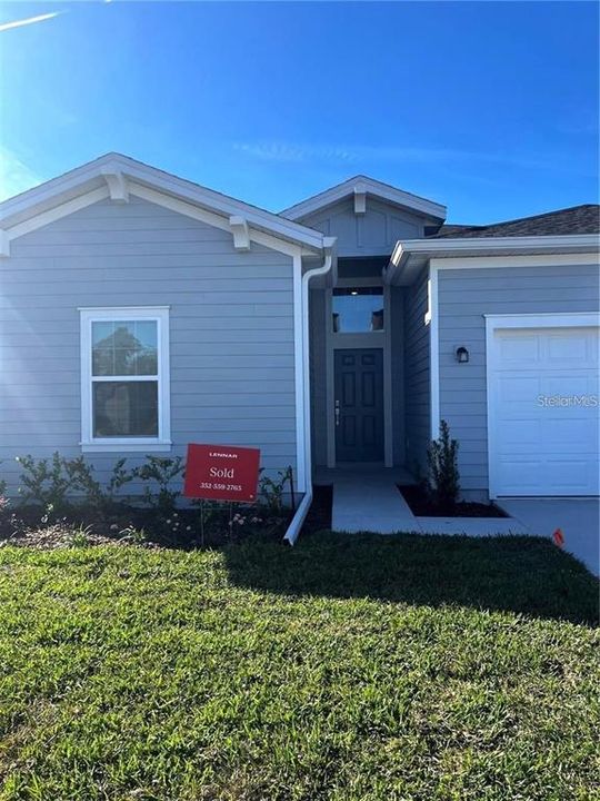 For Rent: $2,300 (4 beds, 3 baths, 2039 Square Feet)