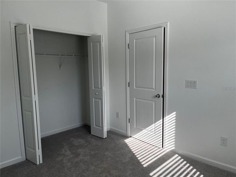 For Rent: $2,300 (4 beds, 3 baths, 2039 Square Feet)