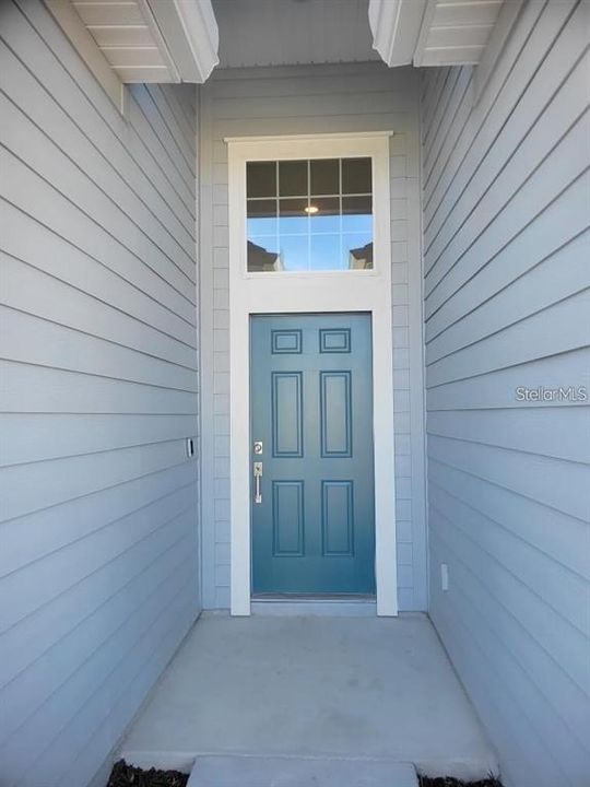 For Rent: $2,300 (4 beds, 3 baths, 2039 Square Feet)