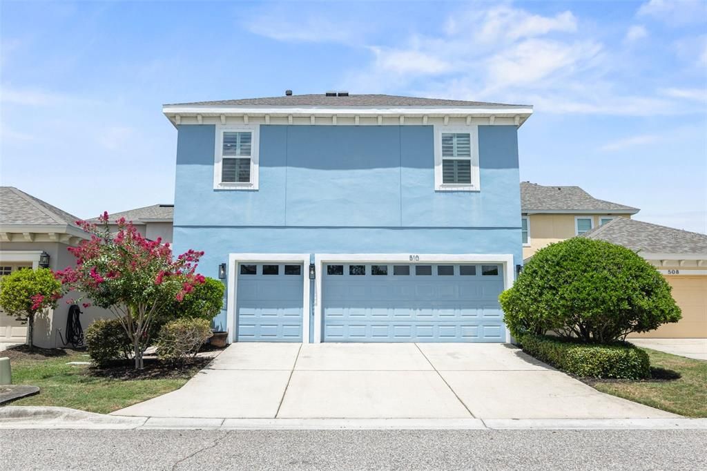 For Sale: $550,000 (5 beds, 4 baths, 3158 Square Feet)