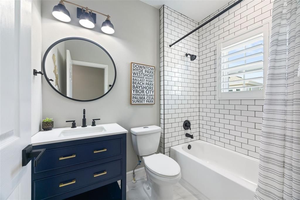 For Sale: $550,000 (5 beds, 4 baths, 3158 Square Feet)