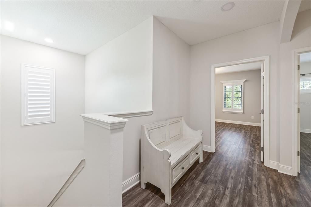 For Sale: $550,000 (5 beds, 4 baths, 3158 Square Feet)