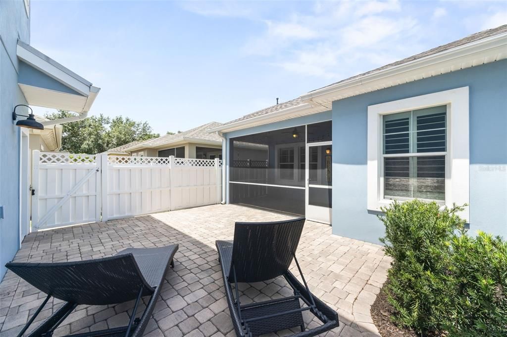 For Sale: $550,000 (5 beds, 4 baths, 3158 Square Feet)