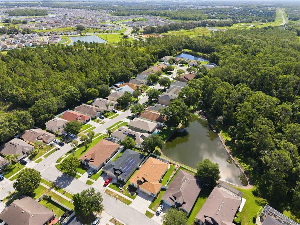 На продажу: $380,000 (4 спален, 2 ванн, 2041 Квадратных фут)