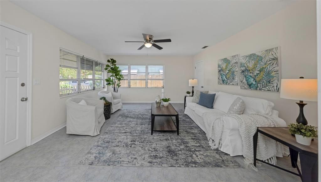 En Venta: $375,000 (2 camas, 1 baños, 1010 Pies cuadrados)