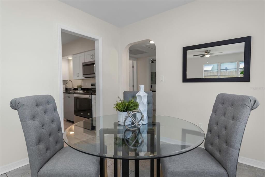 En Venta: $375,000 (2 camas, 1 baños, 1010 Pies cuadrados)