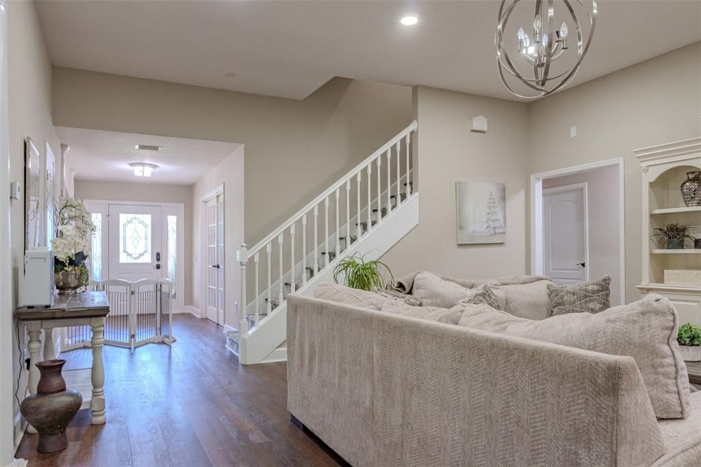 For Rent: $4,999 (5 beds, 3 baths, 3900 Square Feet)