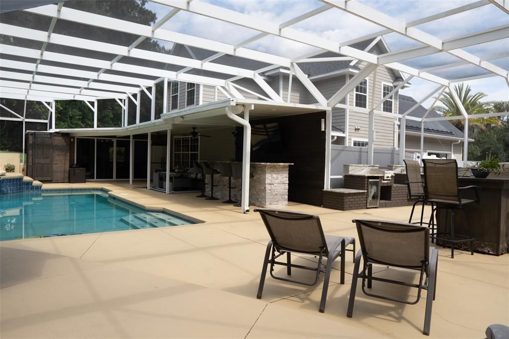 For Rent: $4,999 (5 beds, 3 baths, 3900 Square Feet)