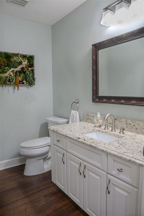 For Rent: $4,999 (5 beds, 3 baths, 3900 Square Feet)
