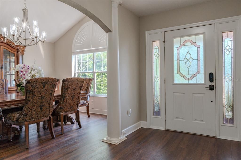 For Rent: $4,999 (5 beds, 3 baths, 3900 Square Feet)