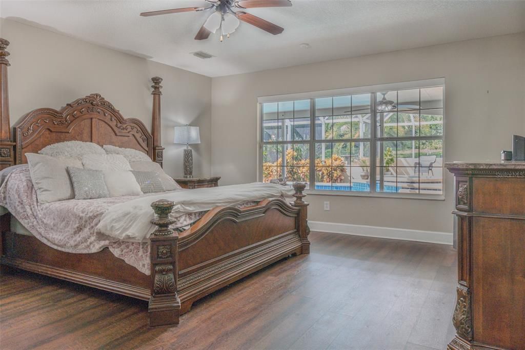 For Rent: $4,999 (5 beds, 3 baths, 3900 Square Feet)